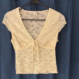 Elegant Lace Ivory Top